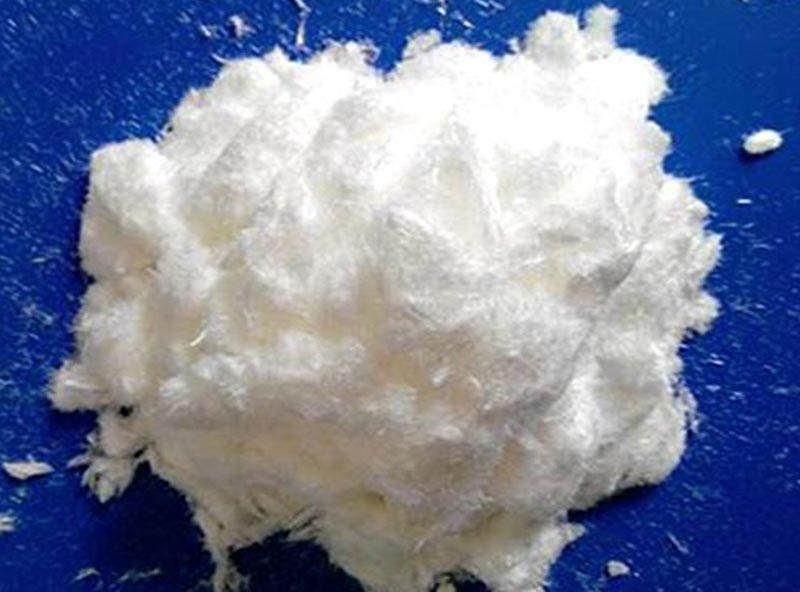 用酒精制作溶劑的反應(yīng)，換成普通飲用酒的反應(yīng)會(huì)怎樣呢？